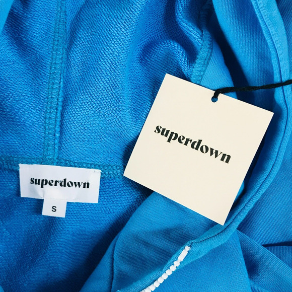 Superdown Women's Small Jacket Blue Solid High Neck Cropped 1/4 Zip Hoodie BP21 - Picture 2 of 5